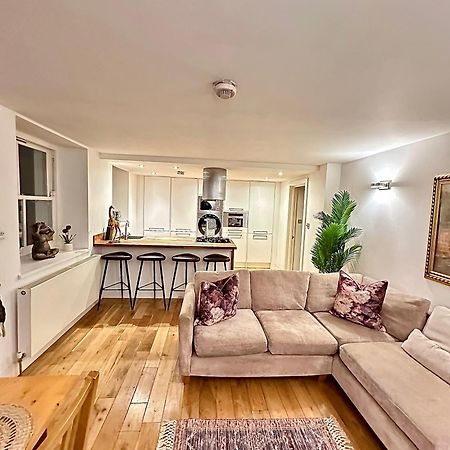 Apartamento Opulent Oasis In Londres Exterior foto